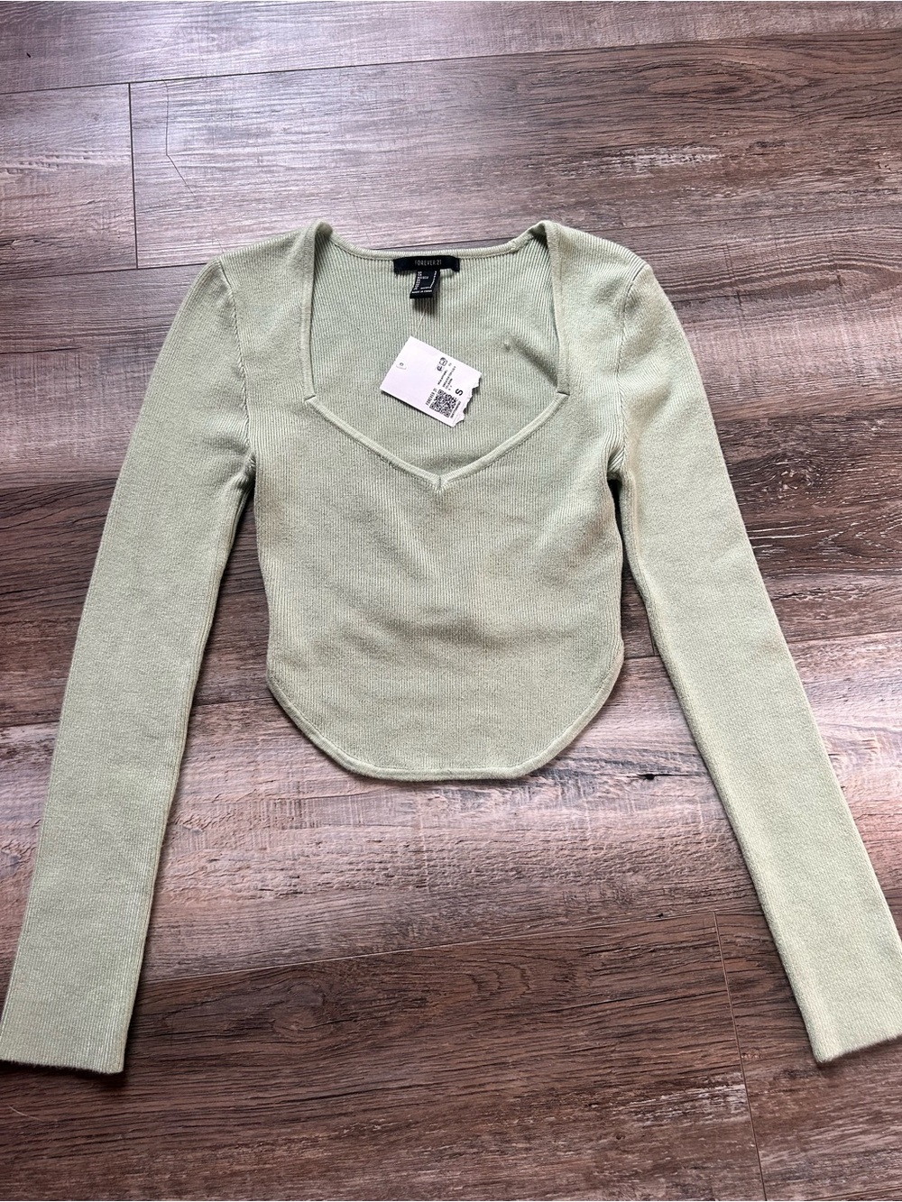 Forever 21 Light Sage V-Neck Long Sleeve Top